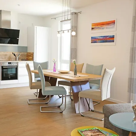 Apartment Villa Anni - Whg 3 Mit Terrasse Goehren (Ruegen)